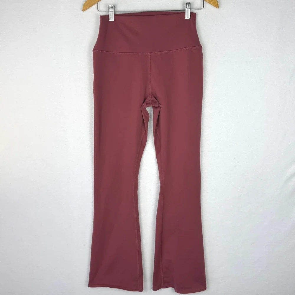 Alo Yoga Airbrush High Waist Flare‎ Pants Cranberry Red Medium Yoga Leggings